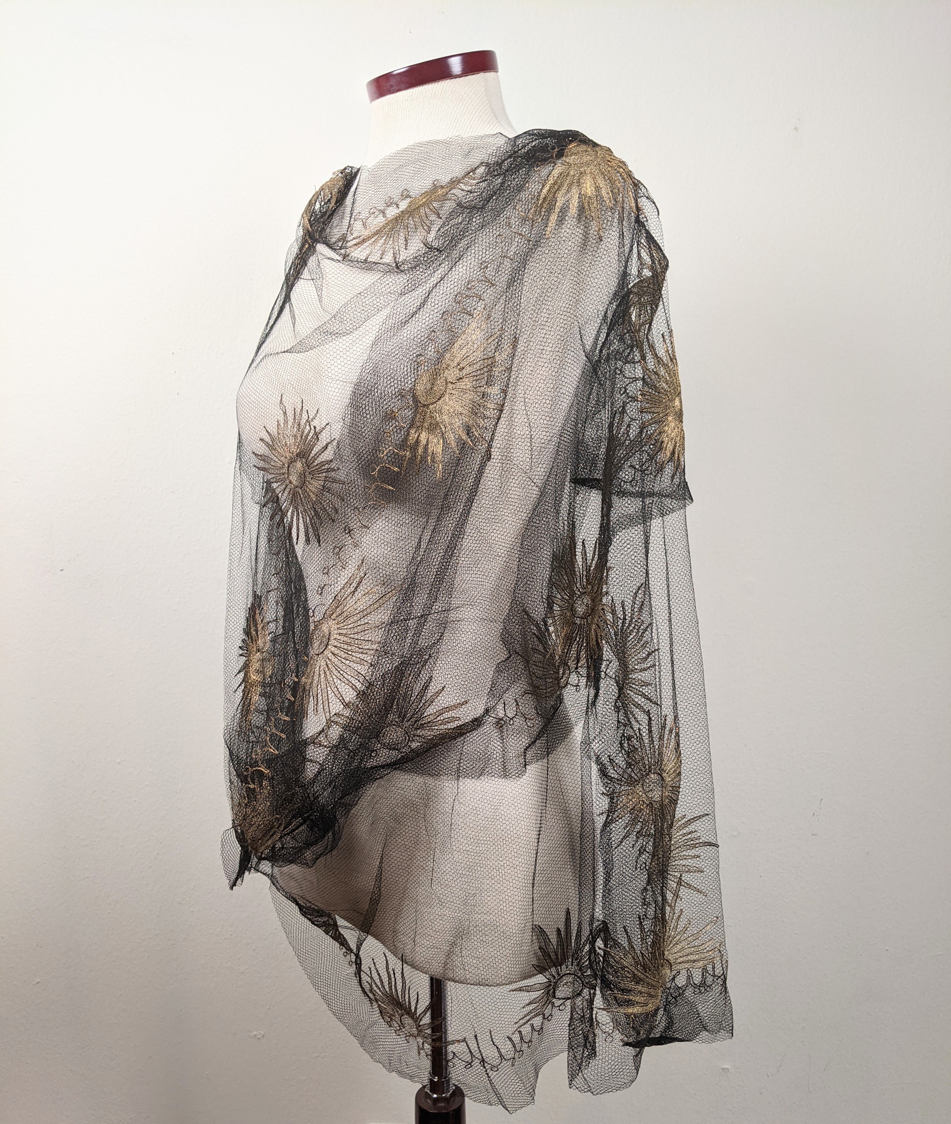 1920s Black + Gold Metallic Embroidered Sun Shawl