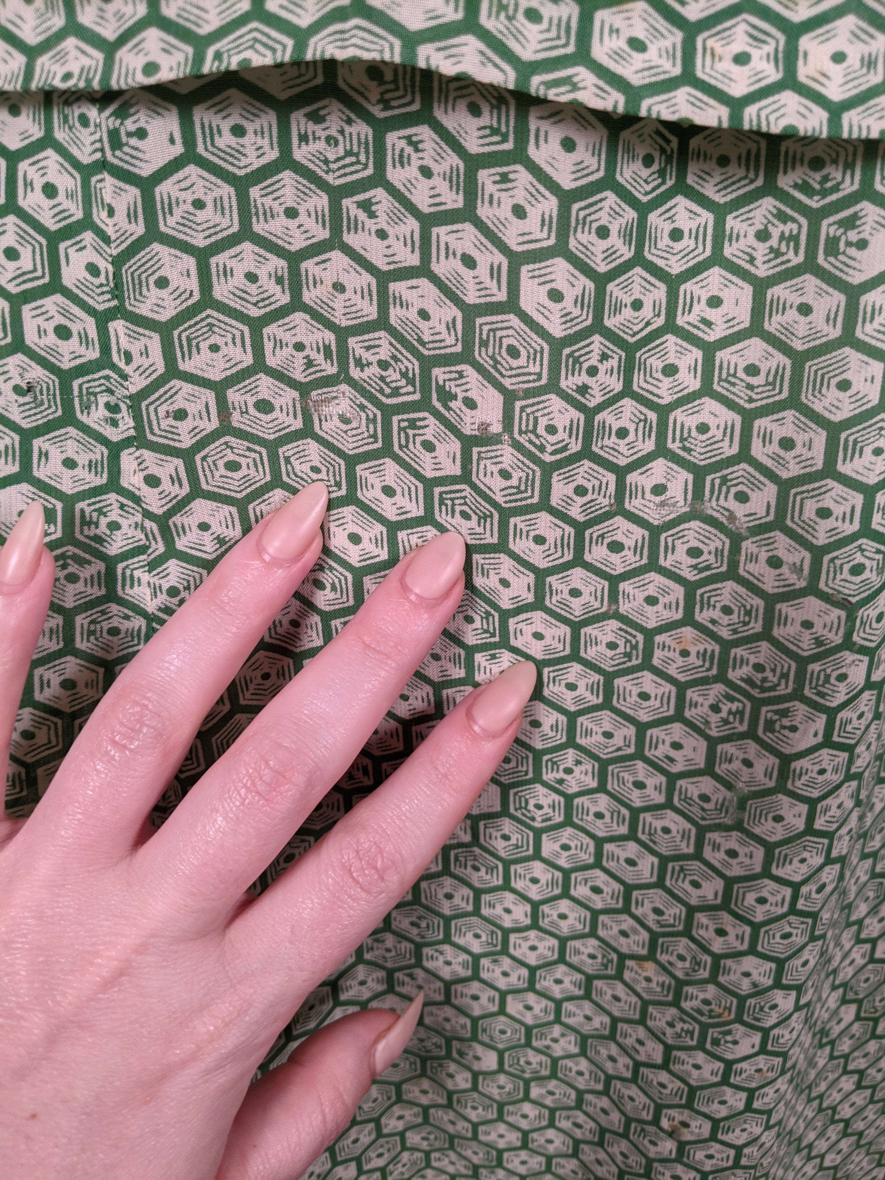 1930s Rayon Spiderweb Novelty Print Dress