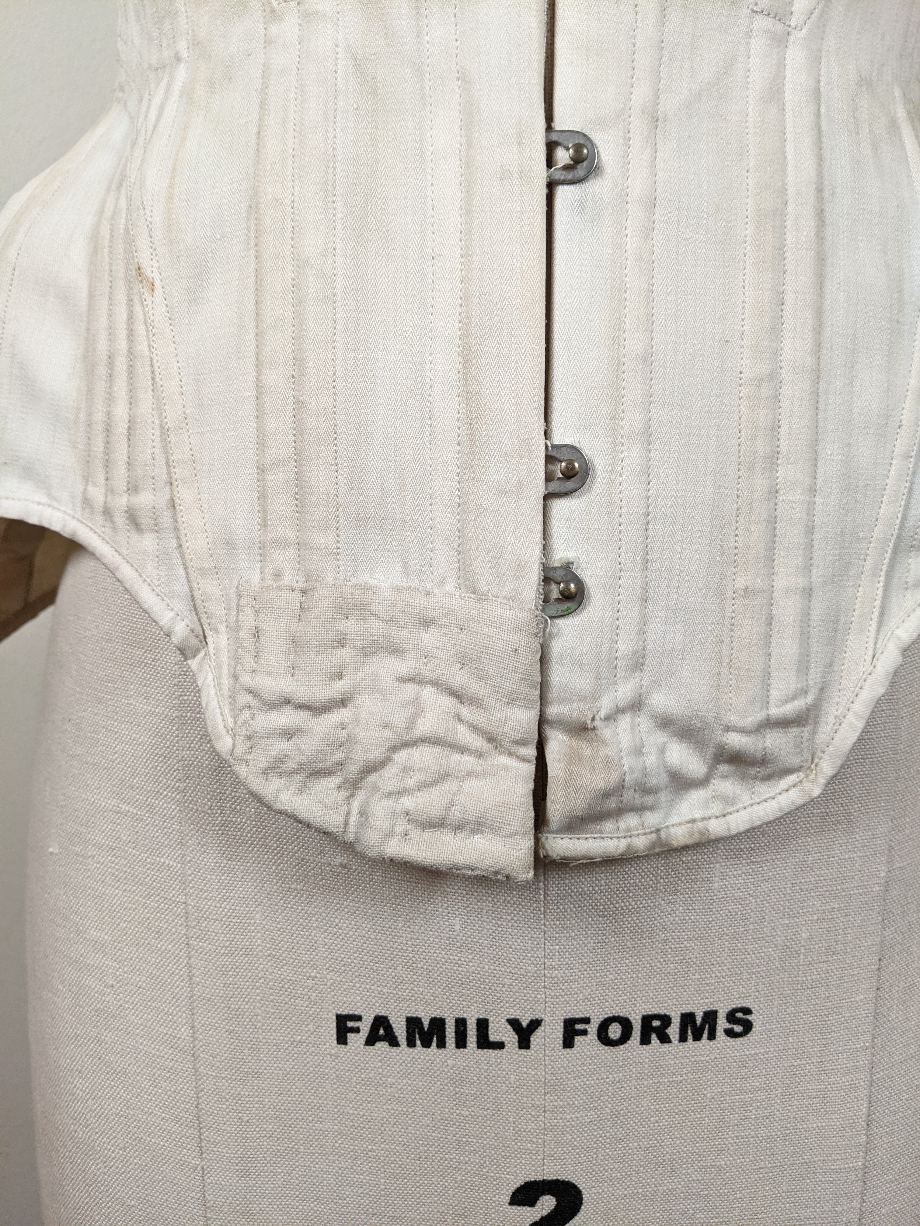 1900s R&amp;G Tapering Waist Corset | 23"