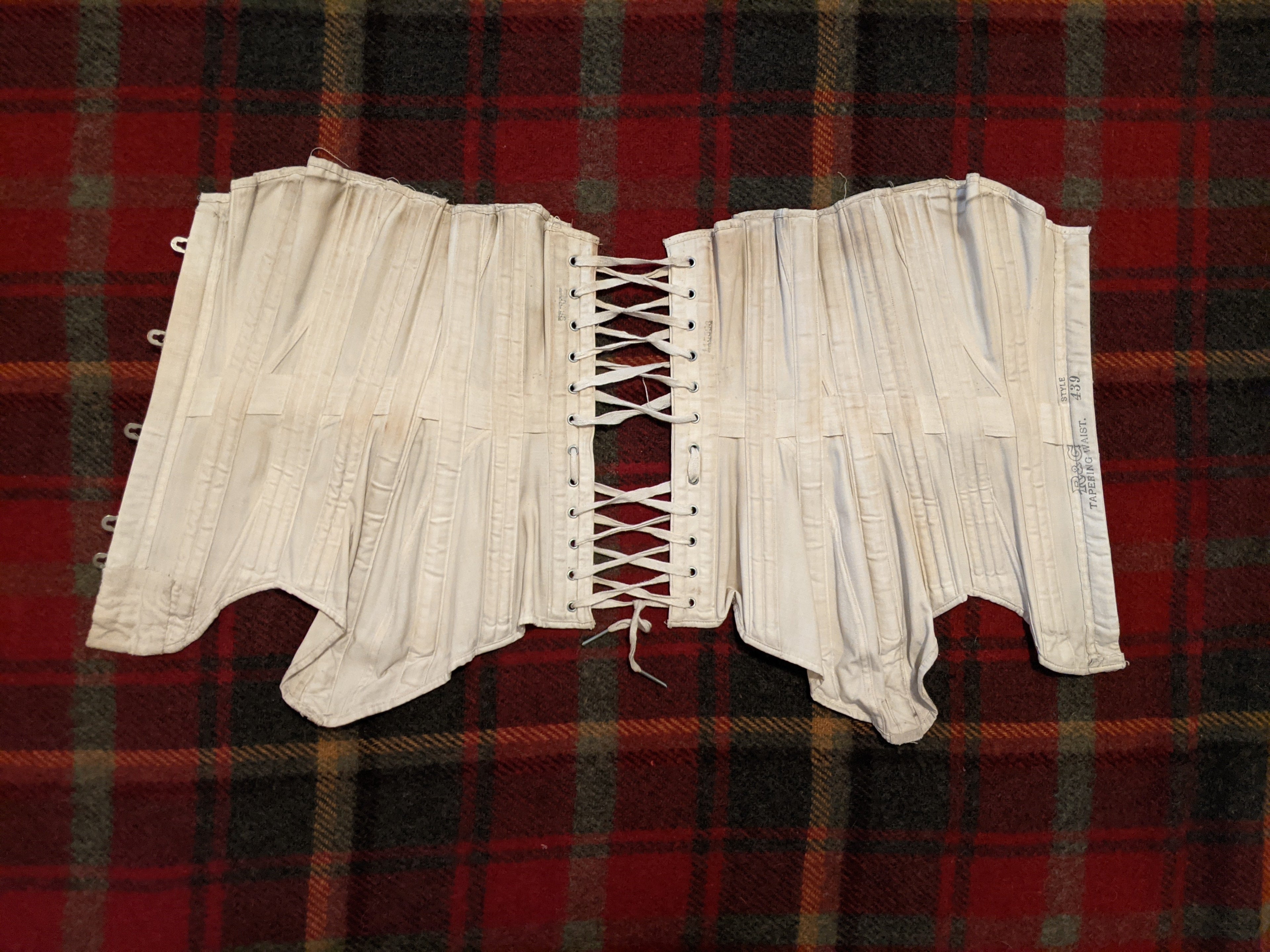 1900s R&amp;G Tapering Waist Corset | 23"