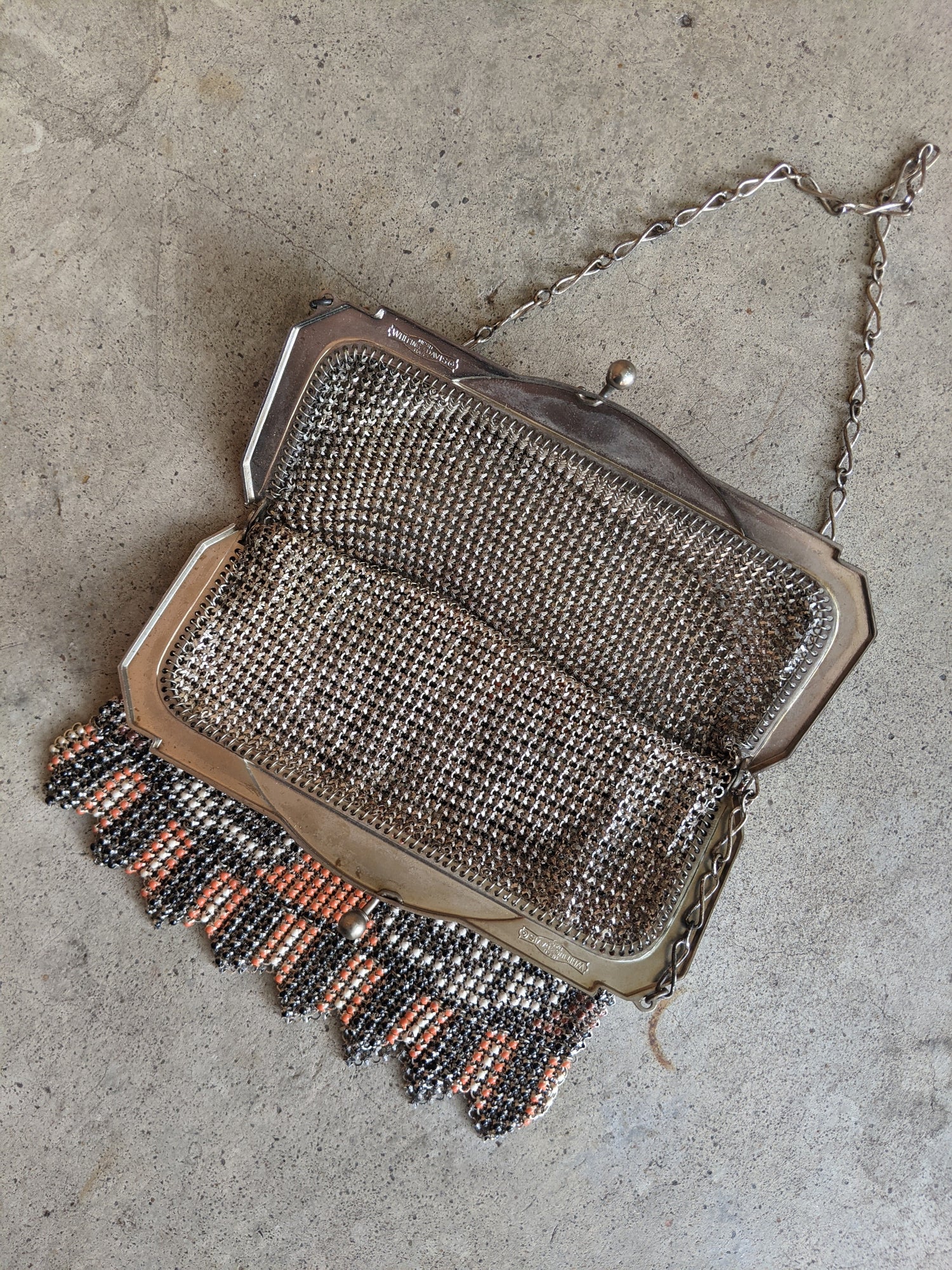 c. 1930 Whiting &amp; Davis Beadlite Purse in Original Box
