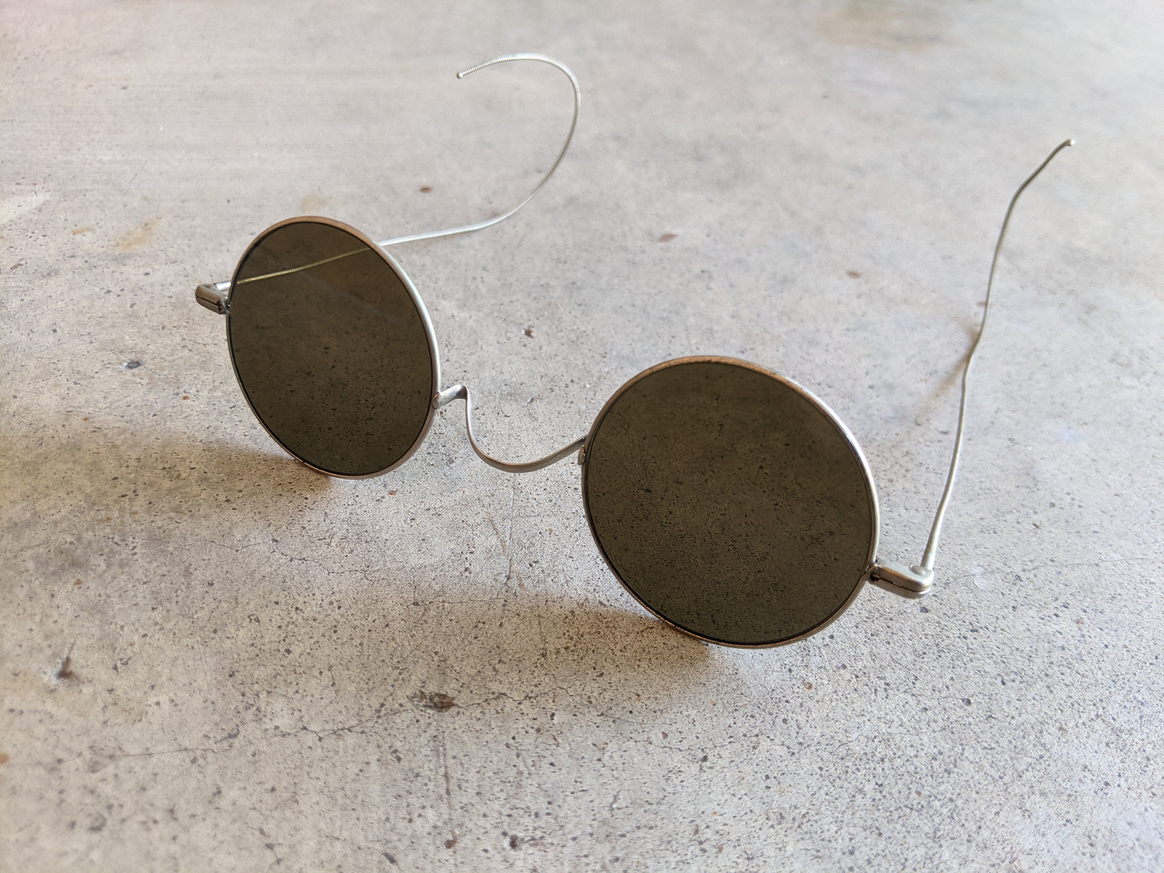 1910s-1920s Tinted Glasses with Round Lenses