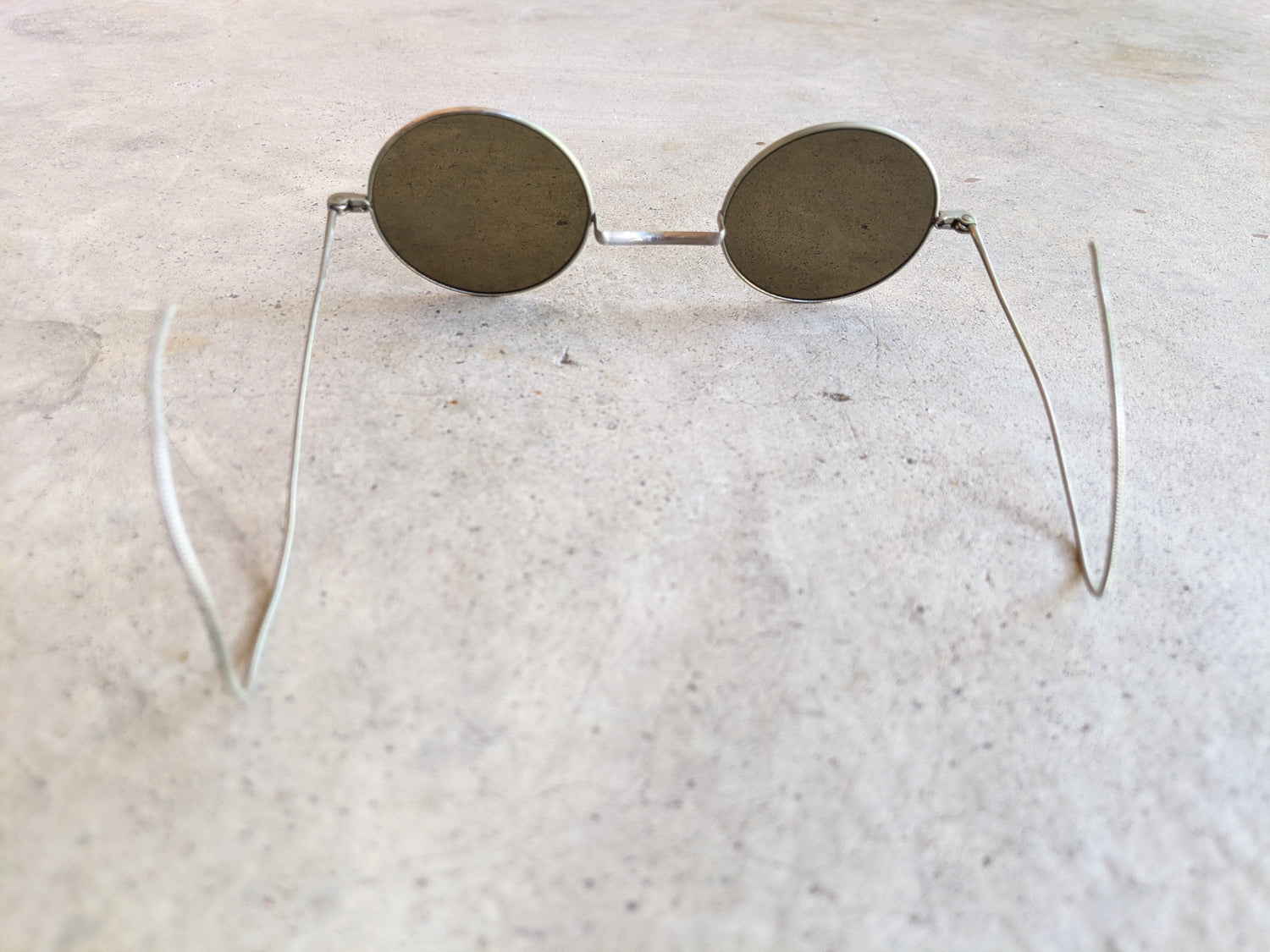 1910s-1920s Tinted Glasses with Round Lenses