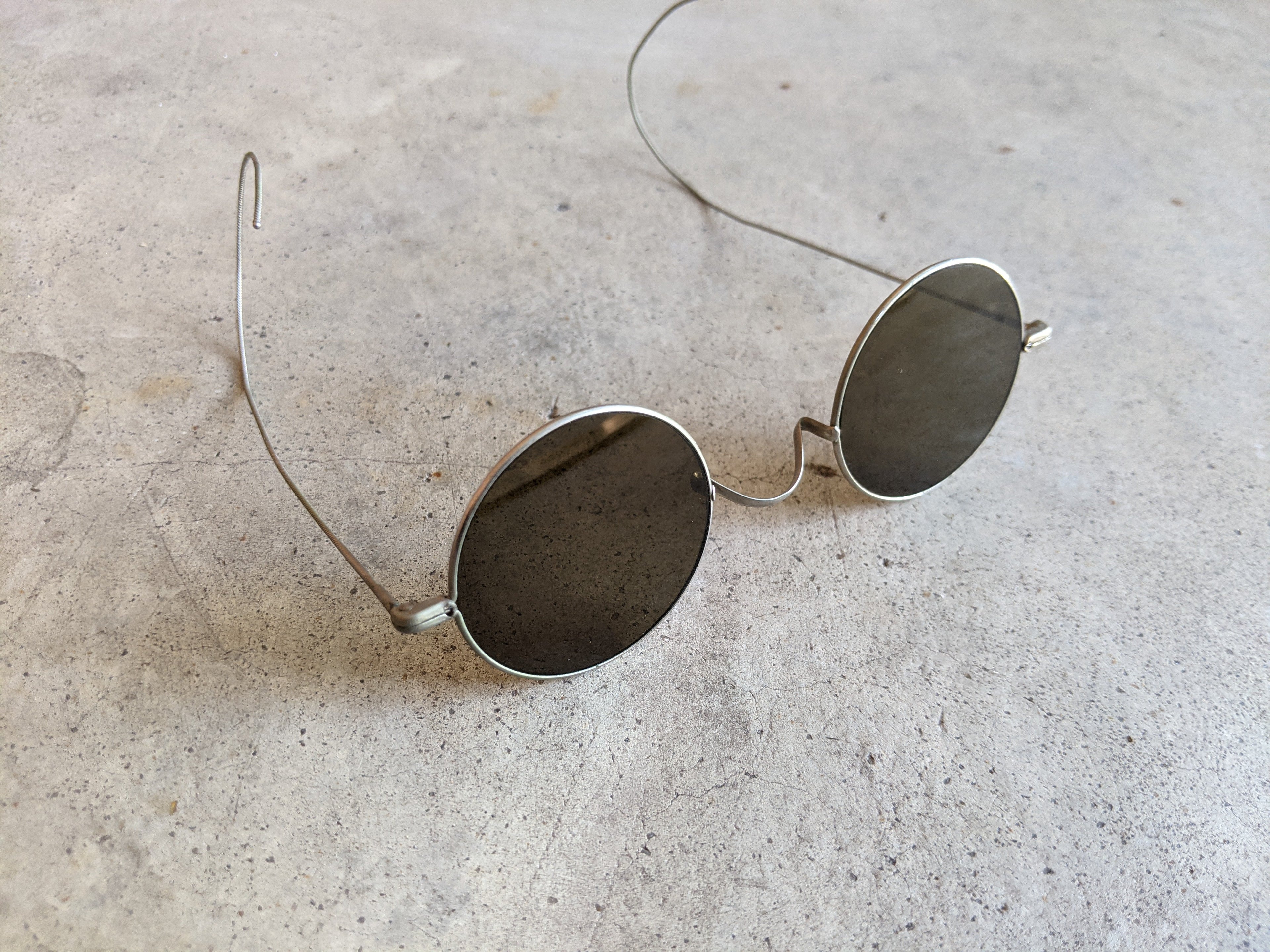 1910s-1920s Tinted Glasses with Round Lenses