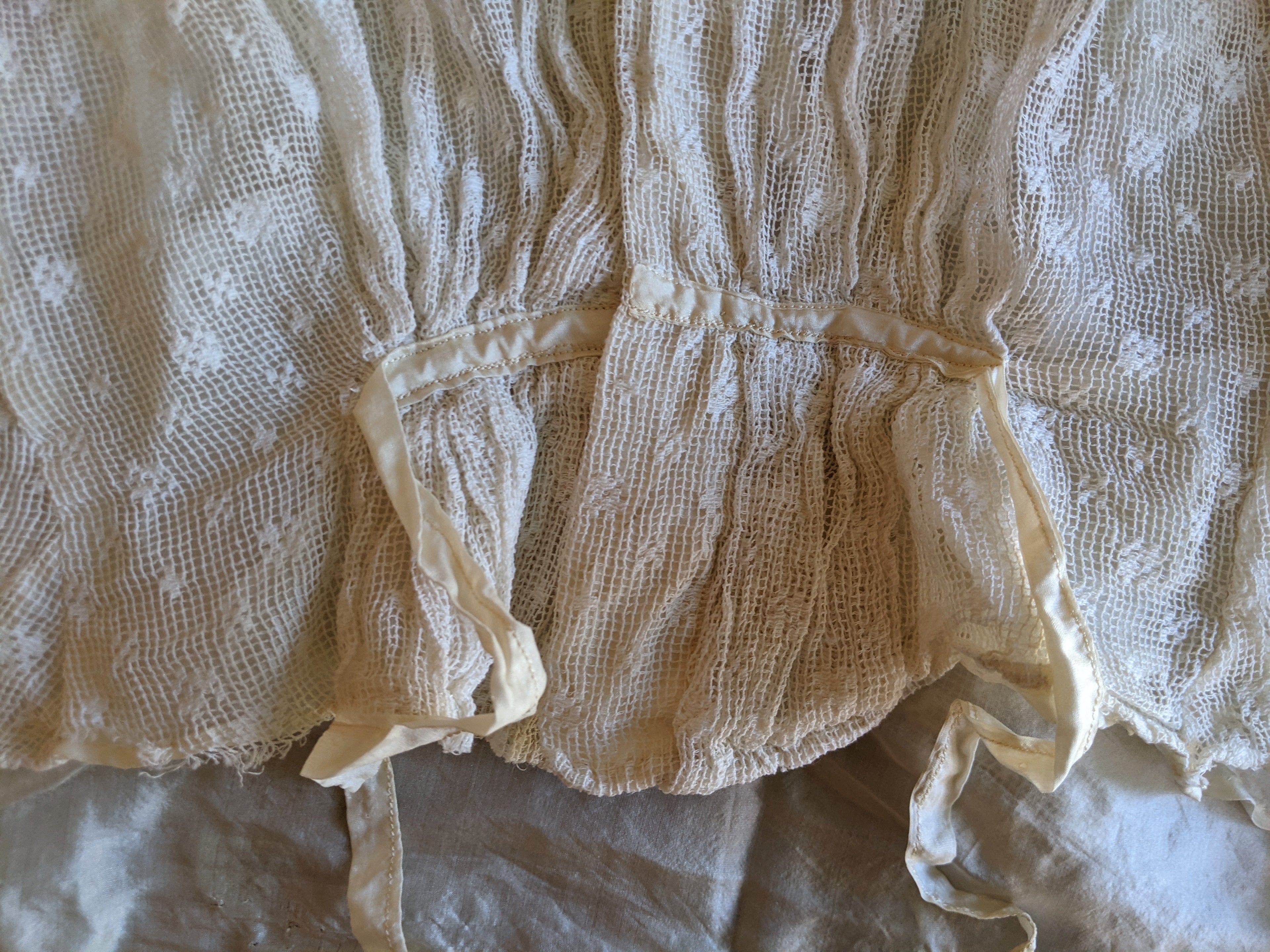 1900s Cream Lace Shirt-Waist | Crescent Moon Collar
