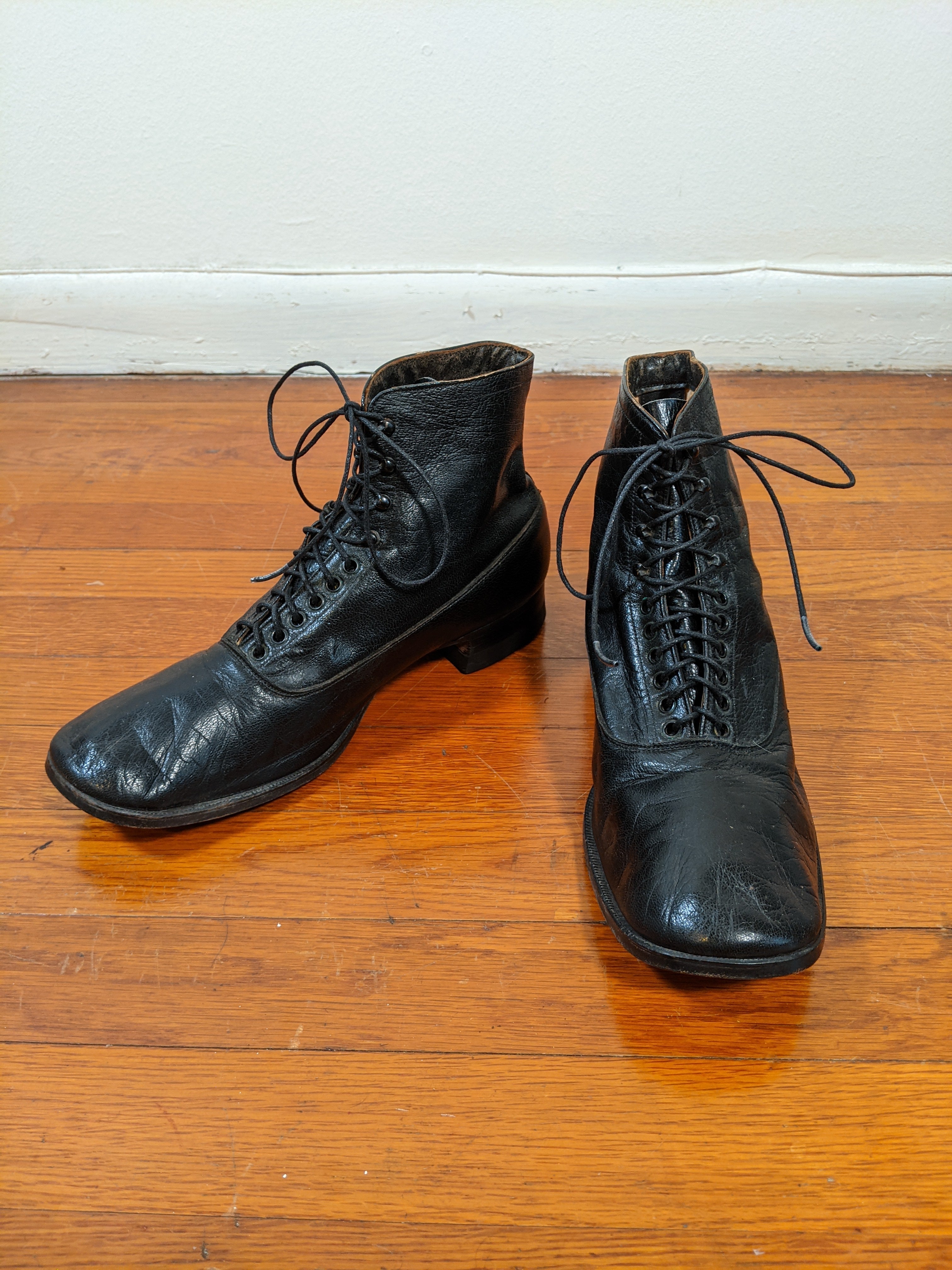 c. 1930s Square Toe Boots | Approx Sz 9-10