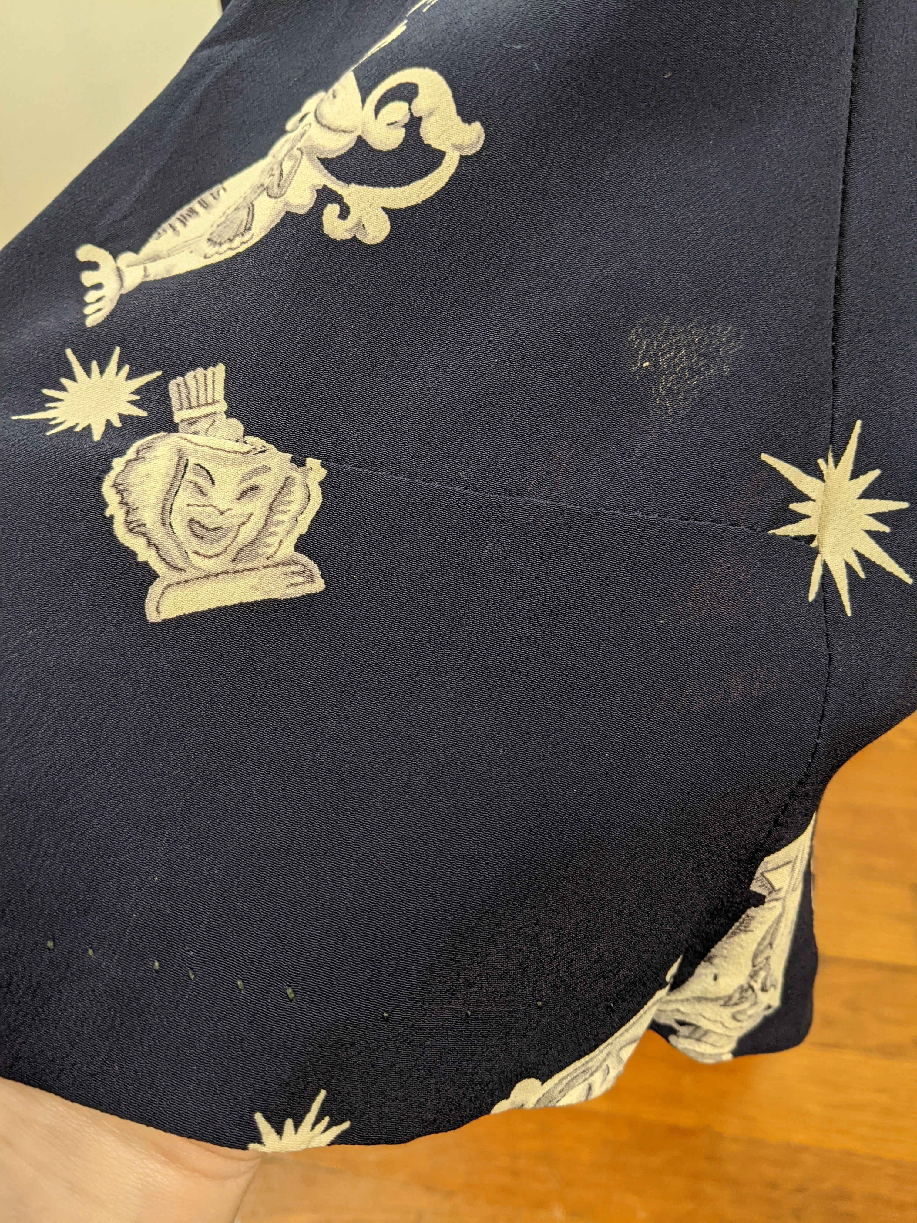 1940s Novelty Print Rayon Dress