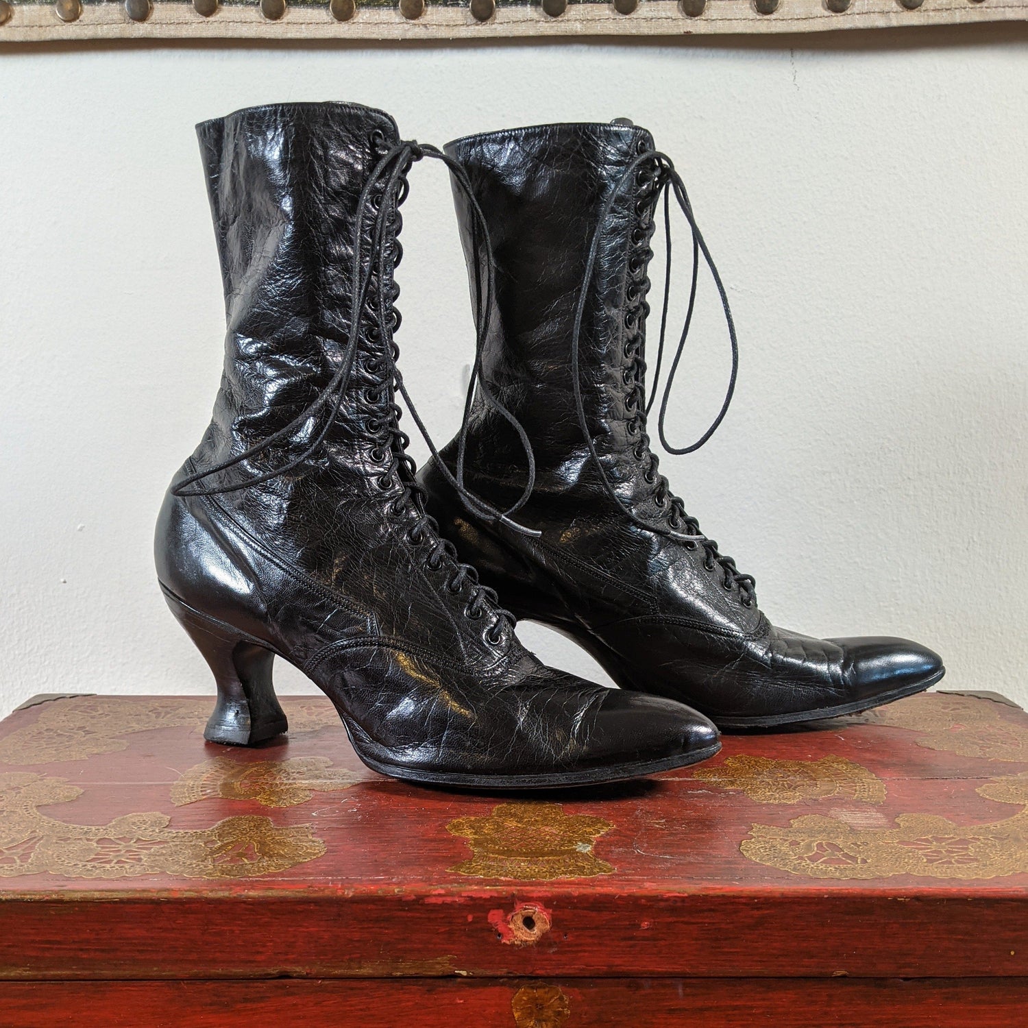c. 1910s-1920s Black Lace Up Boots | Approx Sz 7