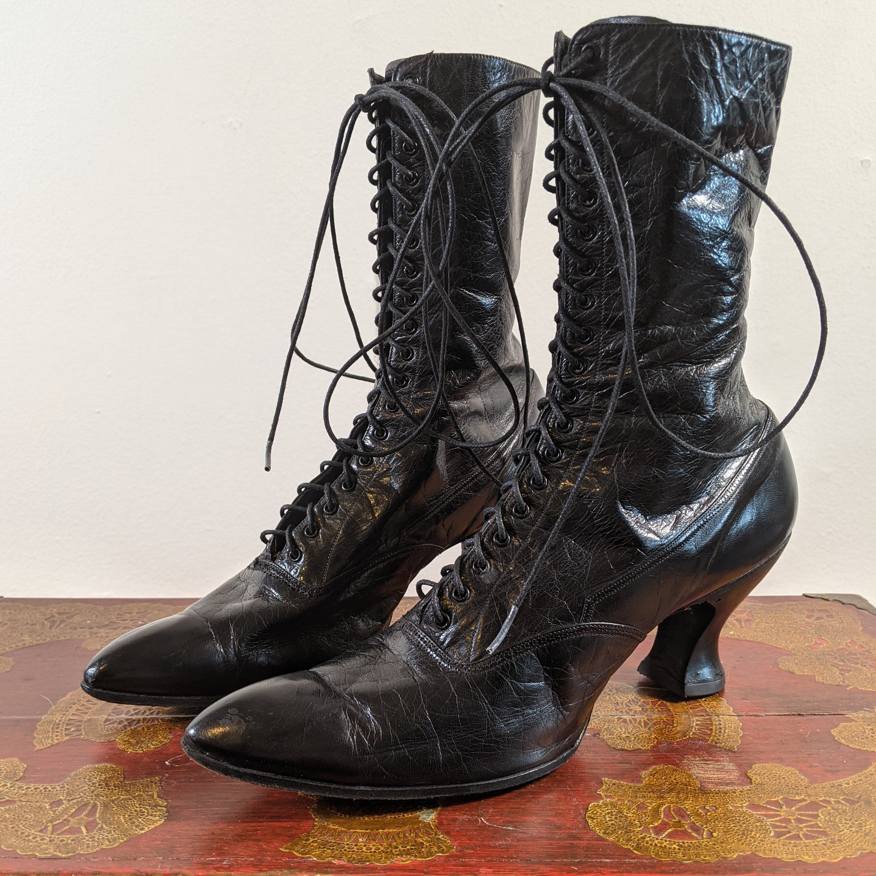 c. 1910s-1920s Black Lace Up Boots | Approx Sz 7