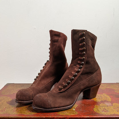 Early 1910s Brown Suede Side Button Boots | Approx Sz 5