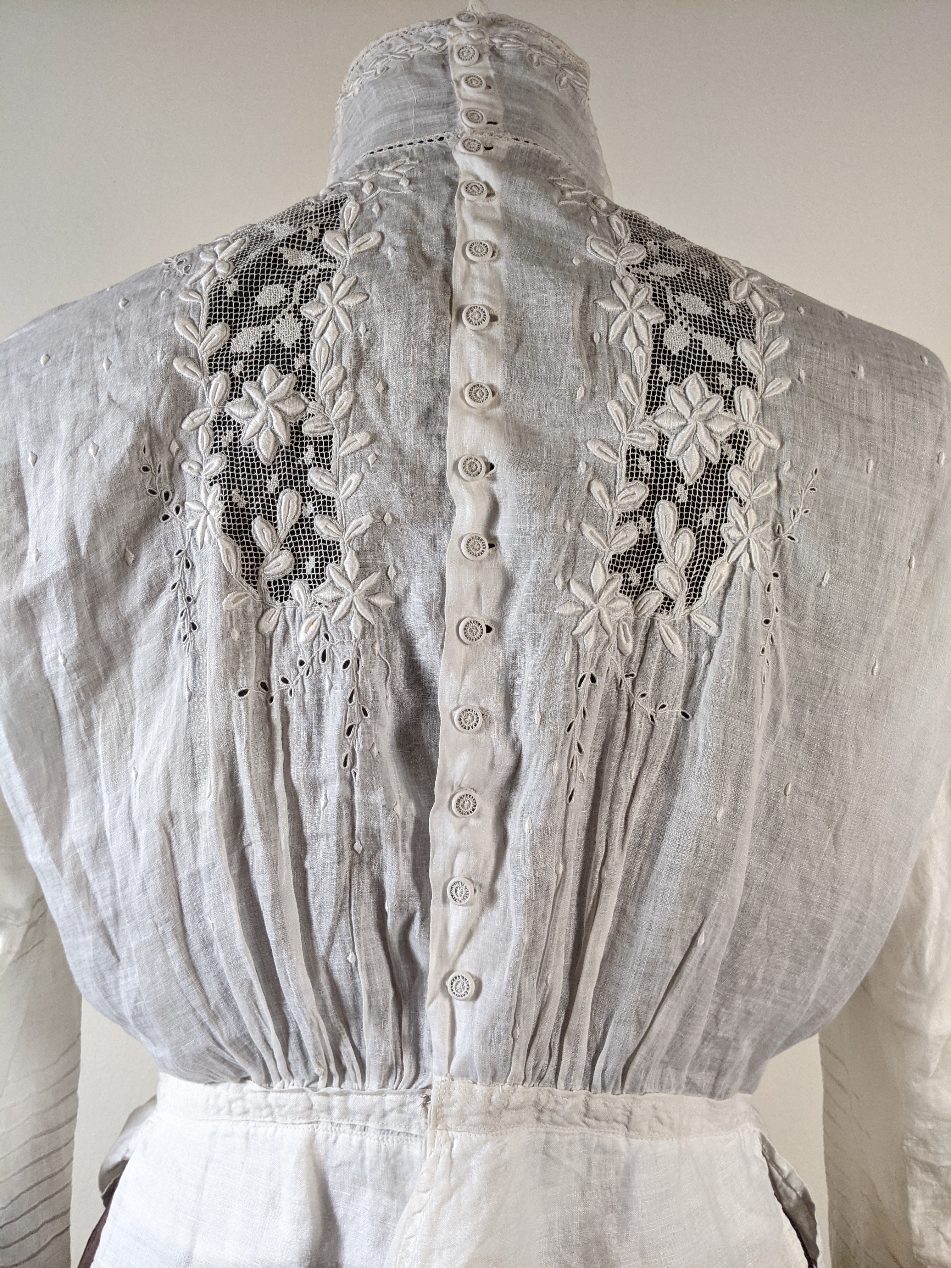 1900s White Embroidered Shirt-Waist