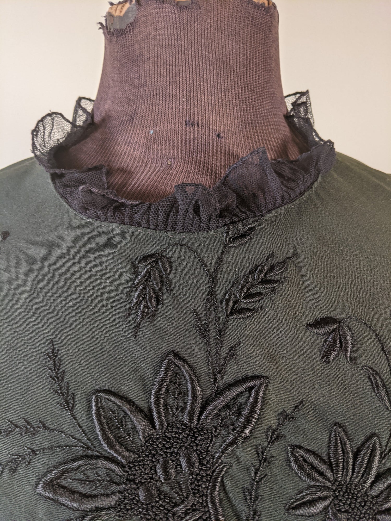 1900s Green + Black Embroidered Shirt-Waist