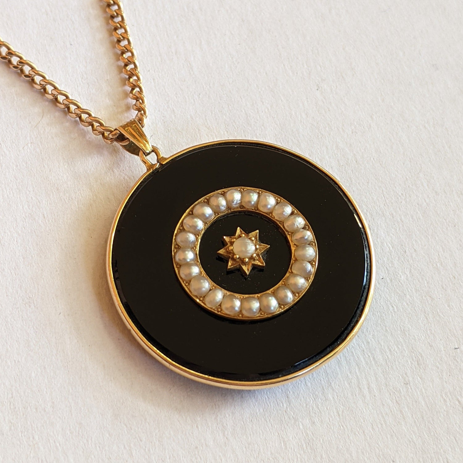 19th c. 14k Gold Onyx Star Pendant + Chain