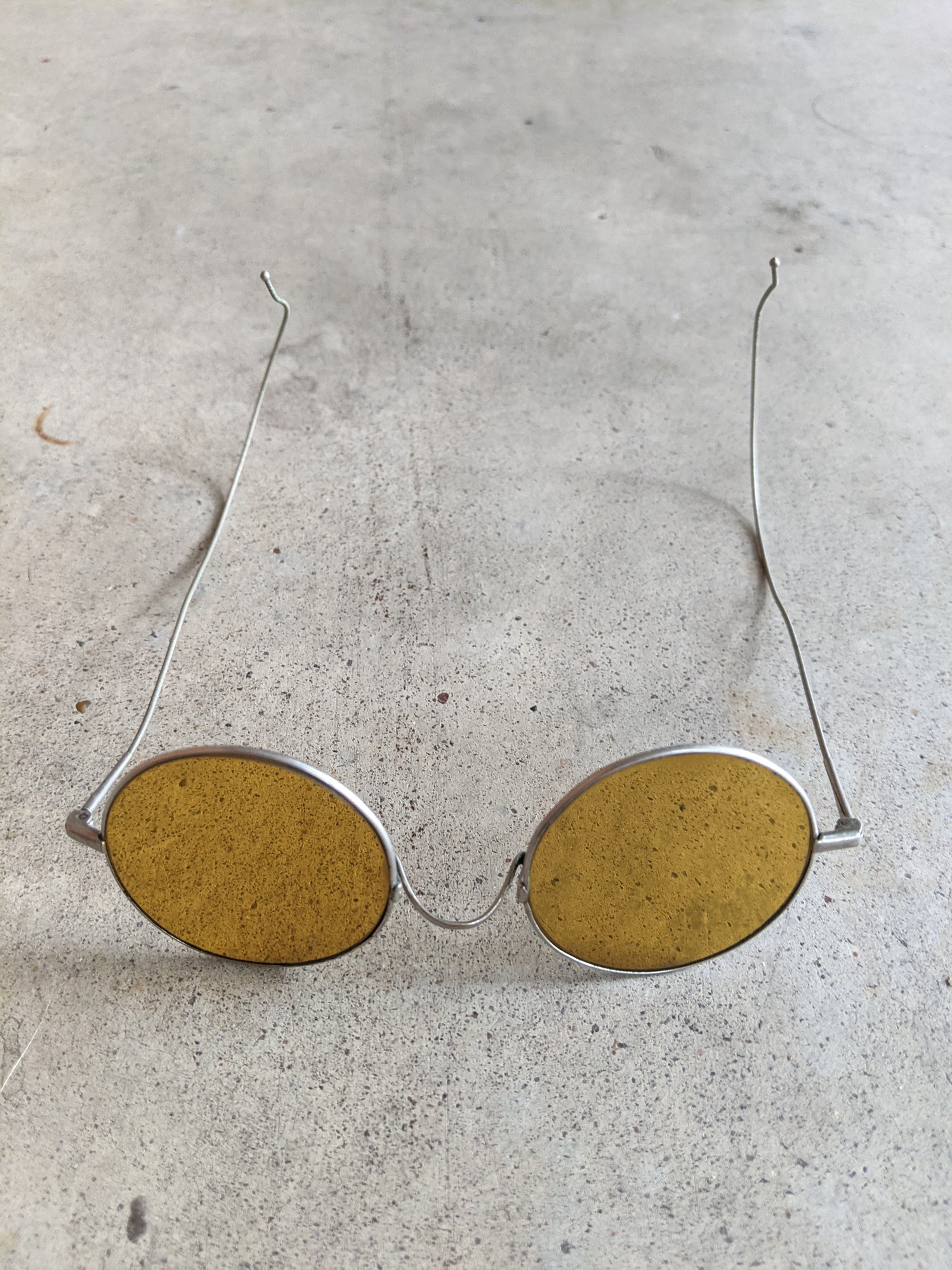 1910s-1920s Amber Tinted Willson Glasses in Case