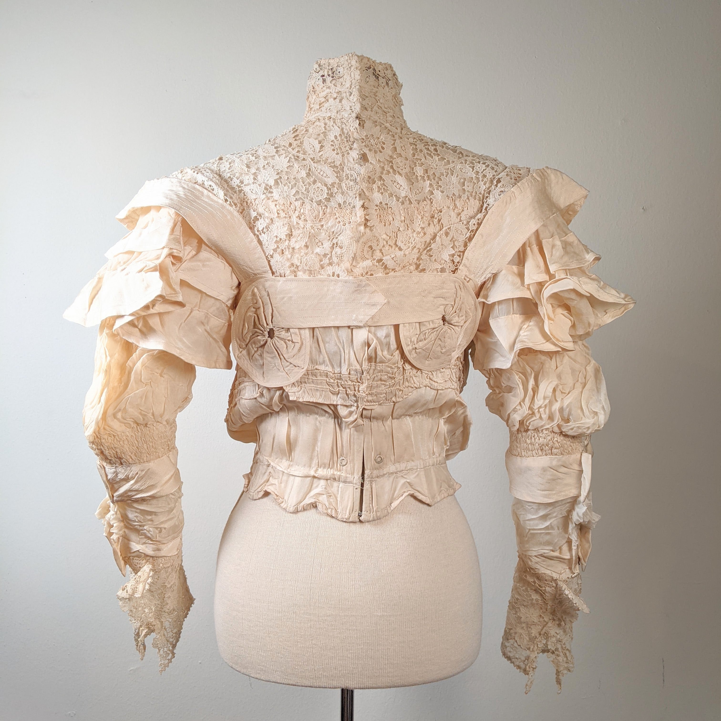 c. 1900 Silk Lace Bodice