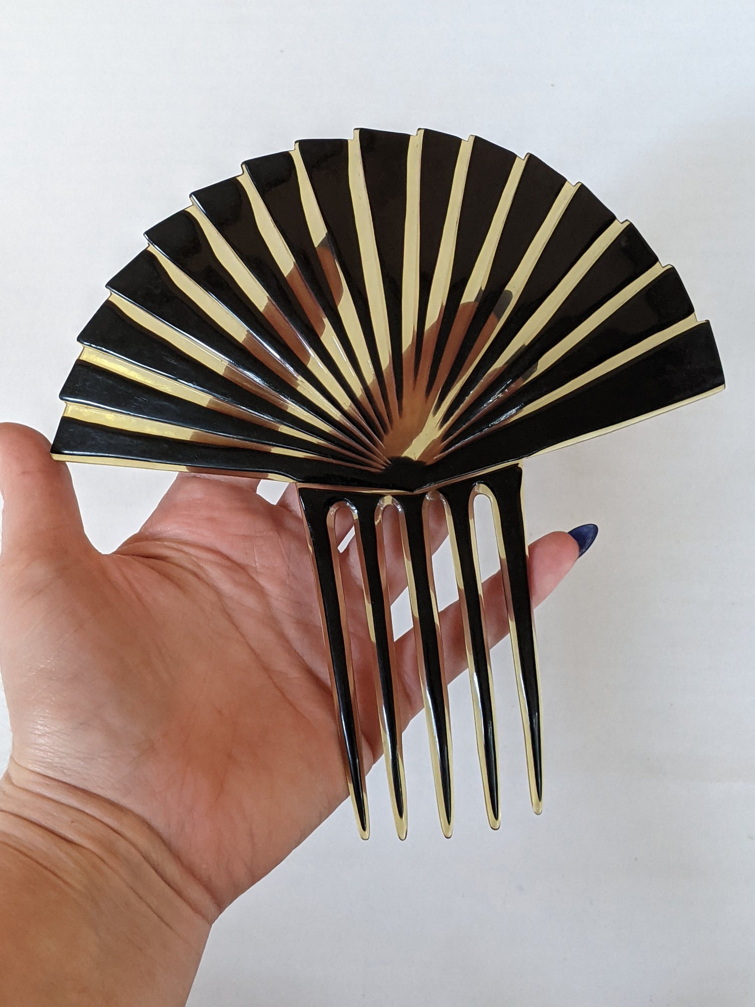 Art Deco Celluloid Hair Comb | 6.5" Fan