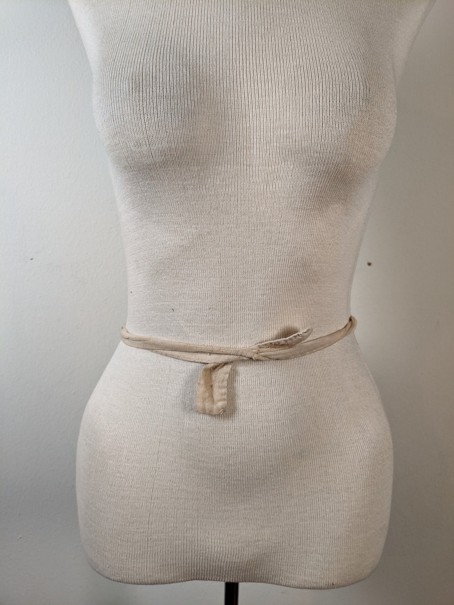 19th c. Small Bustle Pad