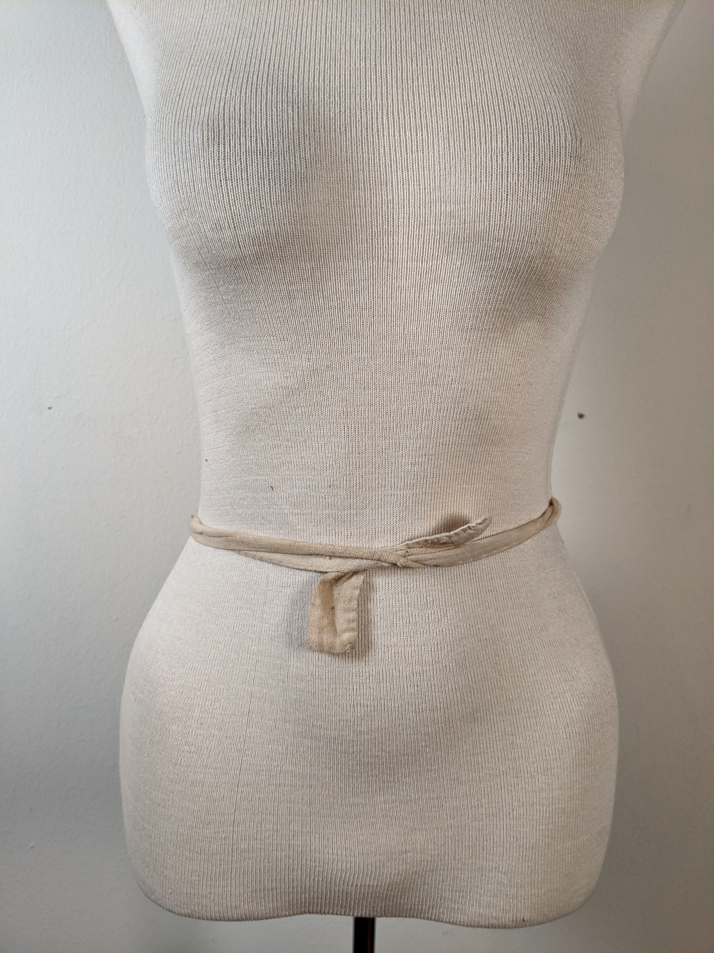 19th c. Small Bustle Pad