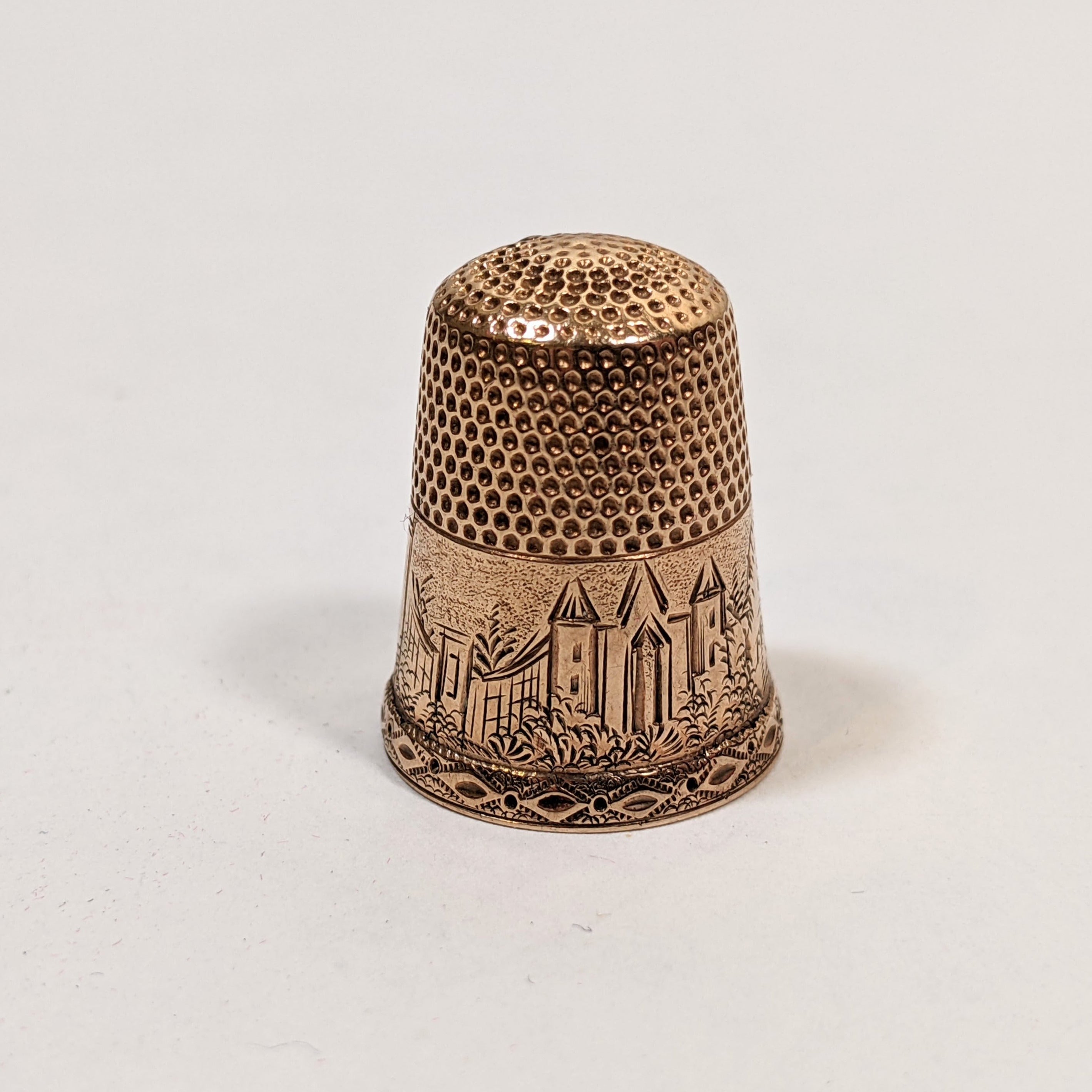 19th c. 14k Gold Engraved Thimble