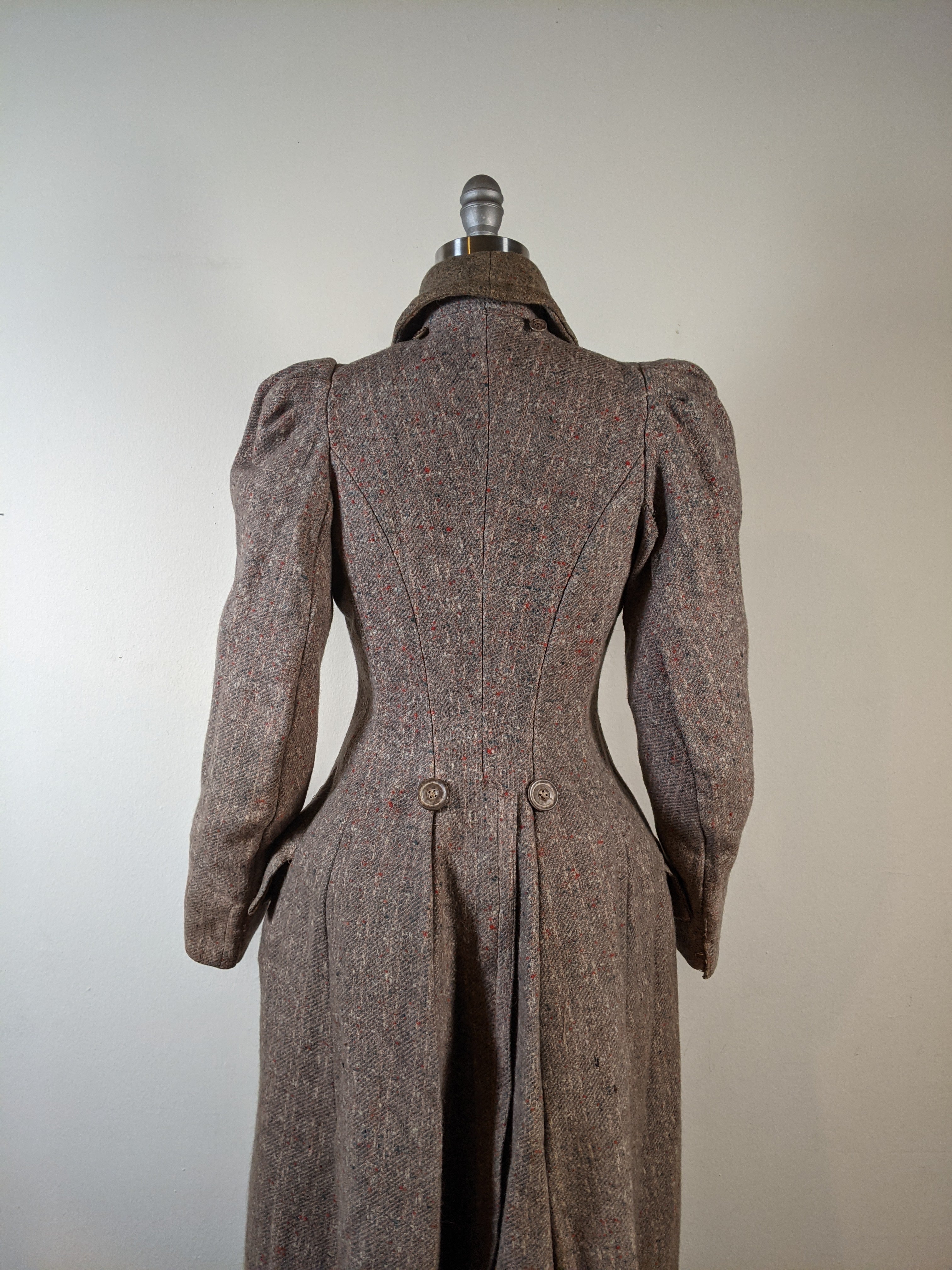 c. 1890s Tweed Coat w/ Capelet