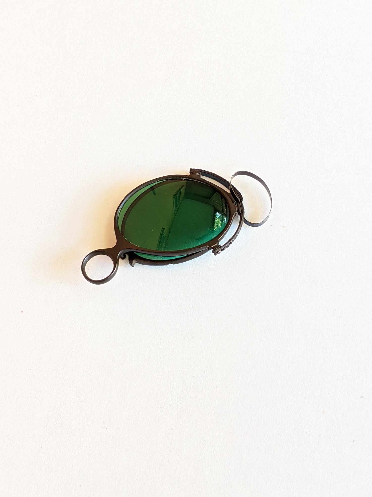 c. 1890s Green Tinted Folding Pince-Nez Glasses in Case