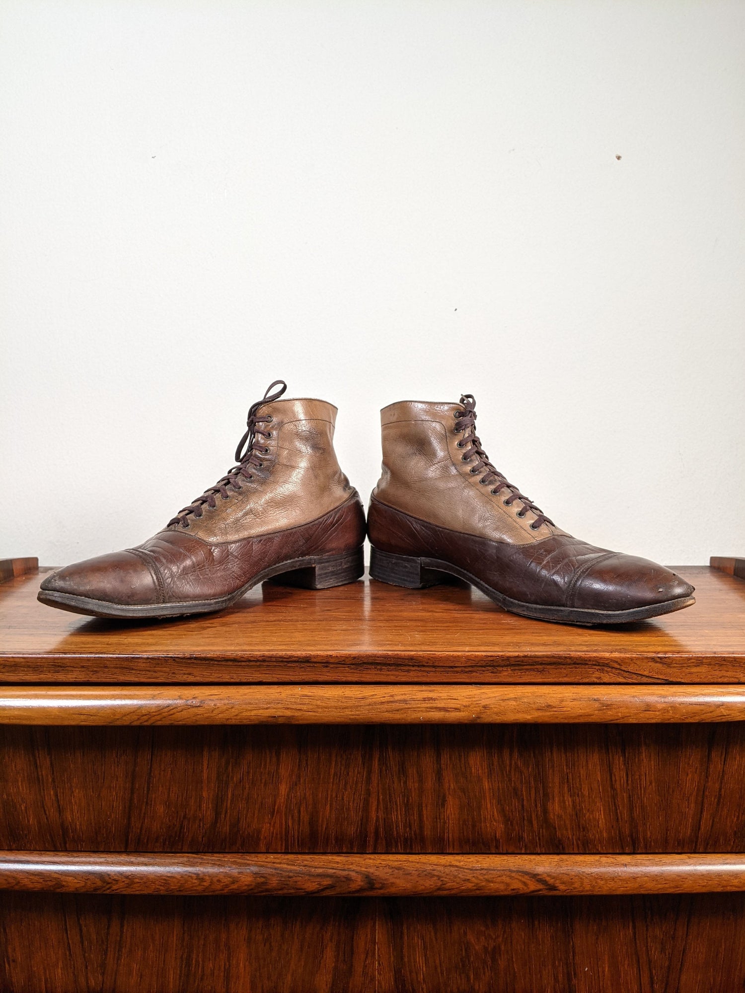 c. 1910s-1920s Two-Tone Brown Boots | Approx Women&