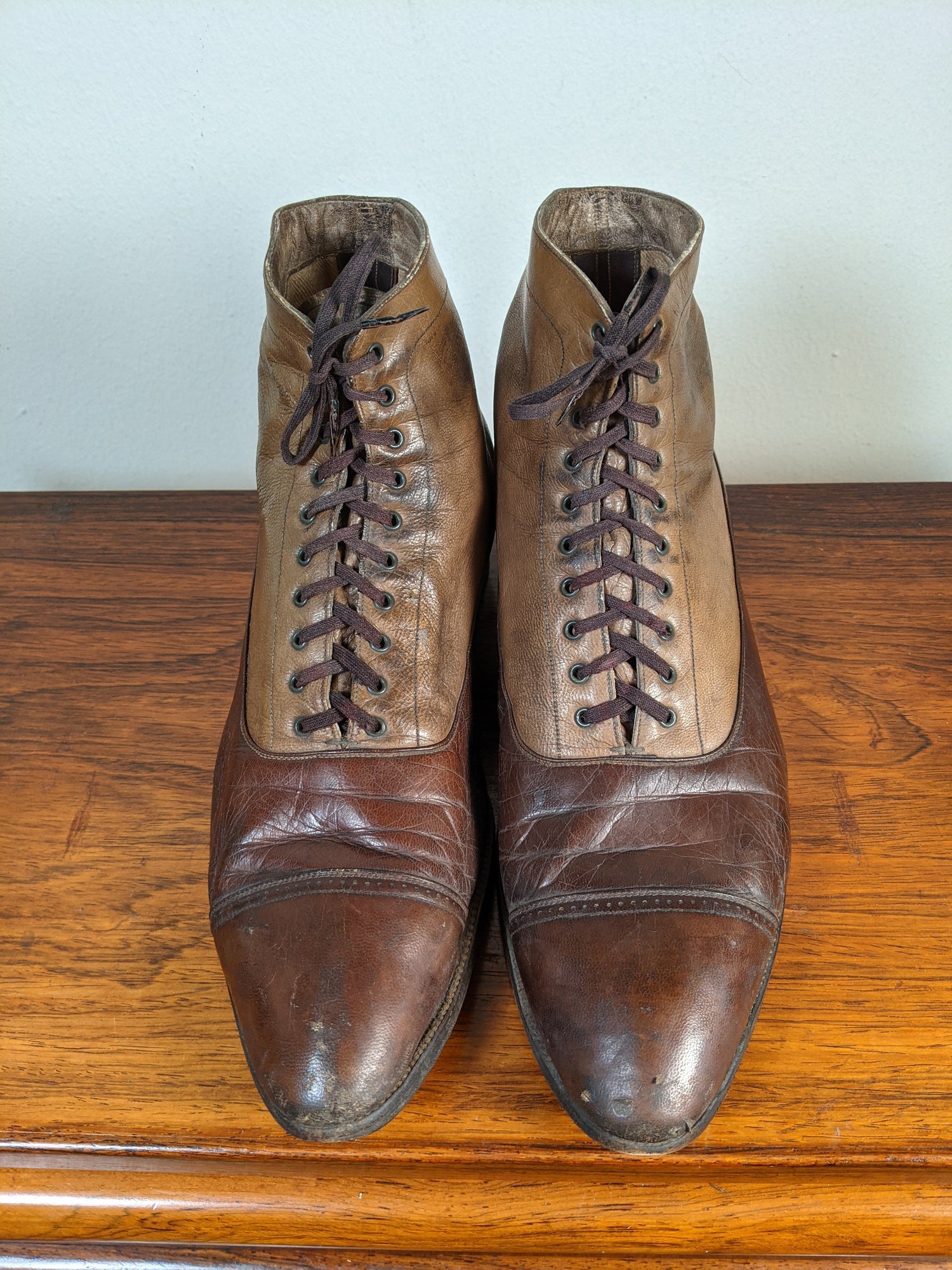 c. 1910s-1920s Two-Tone Brown Boots | Approx Women&