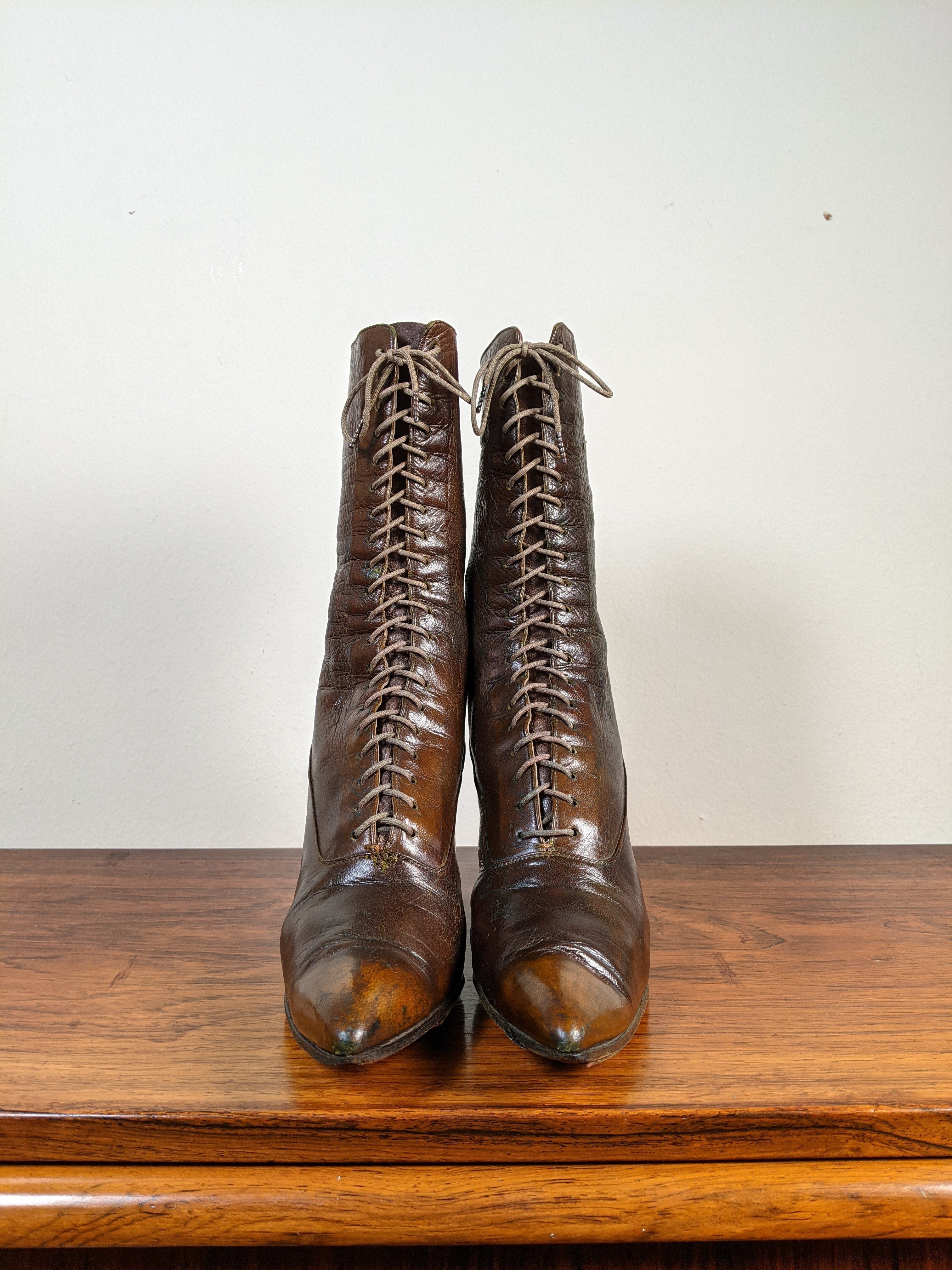 c. 1910s-1920s Olive Brown Boots | Approx. Sz. 7-7.5