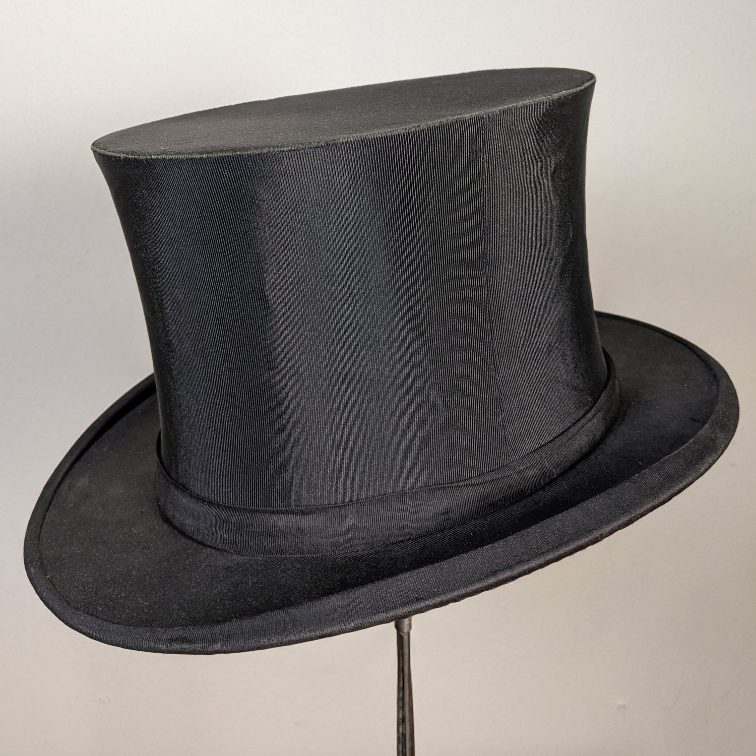 c. 1920s Silk Faille Collapsible Top Hat