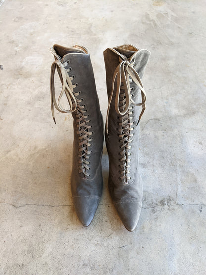 c. 1910s-1920s Grey Suede Boots | Approx Sz 5