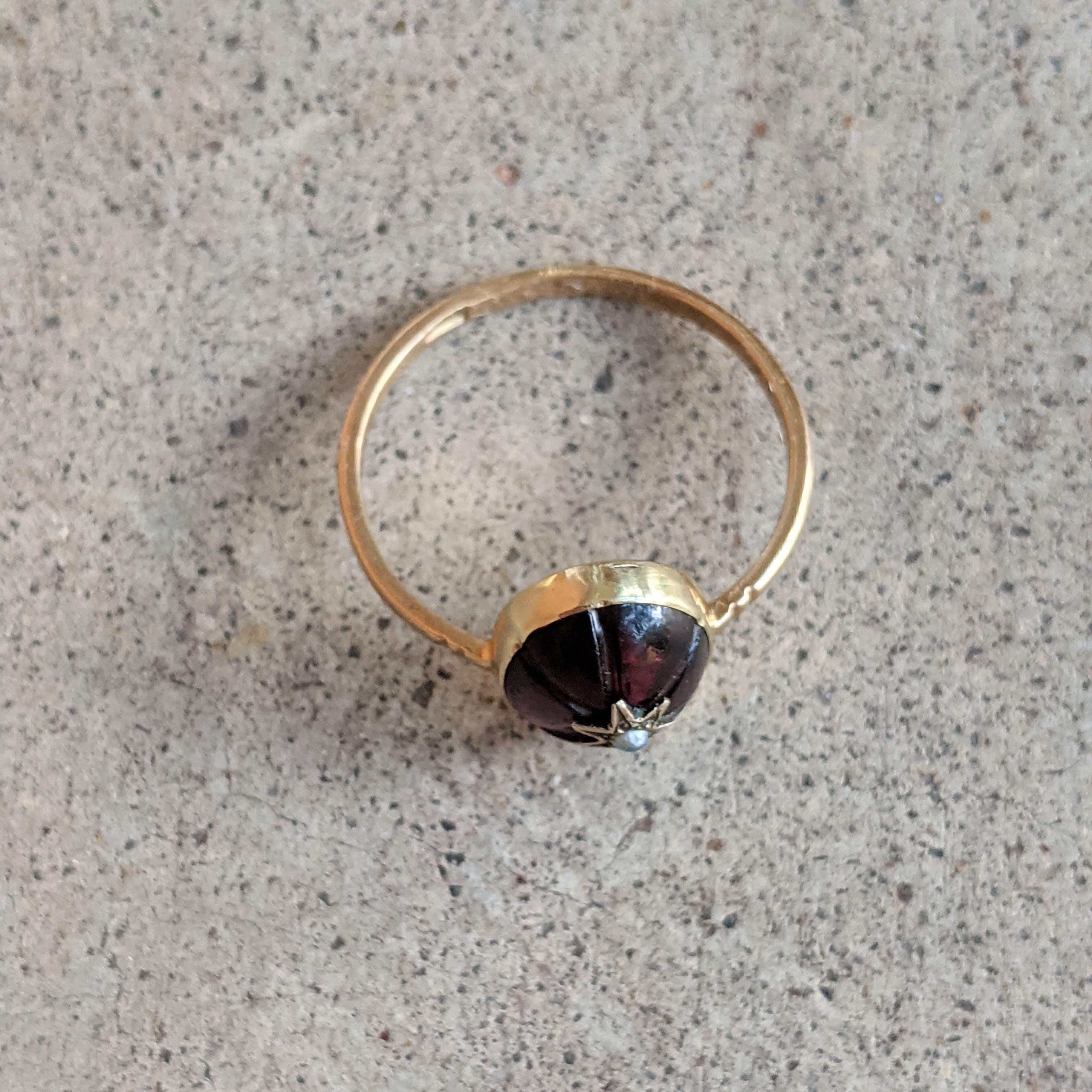 Victorian Almandine Garnet 15k Gold Star Ring