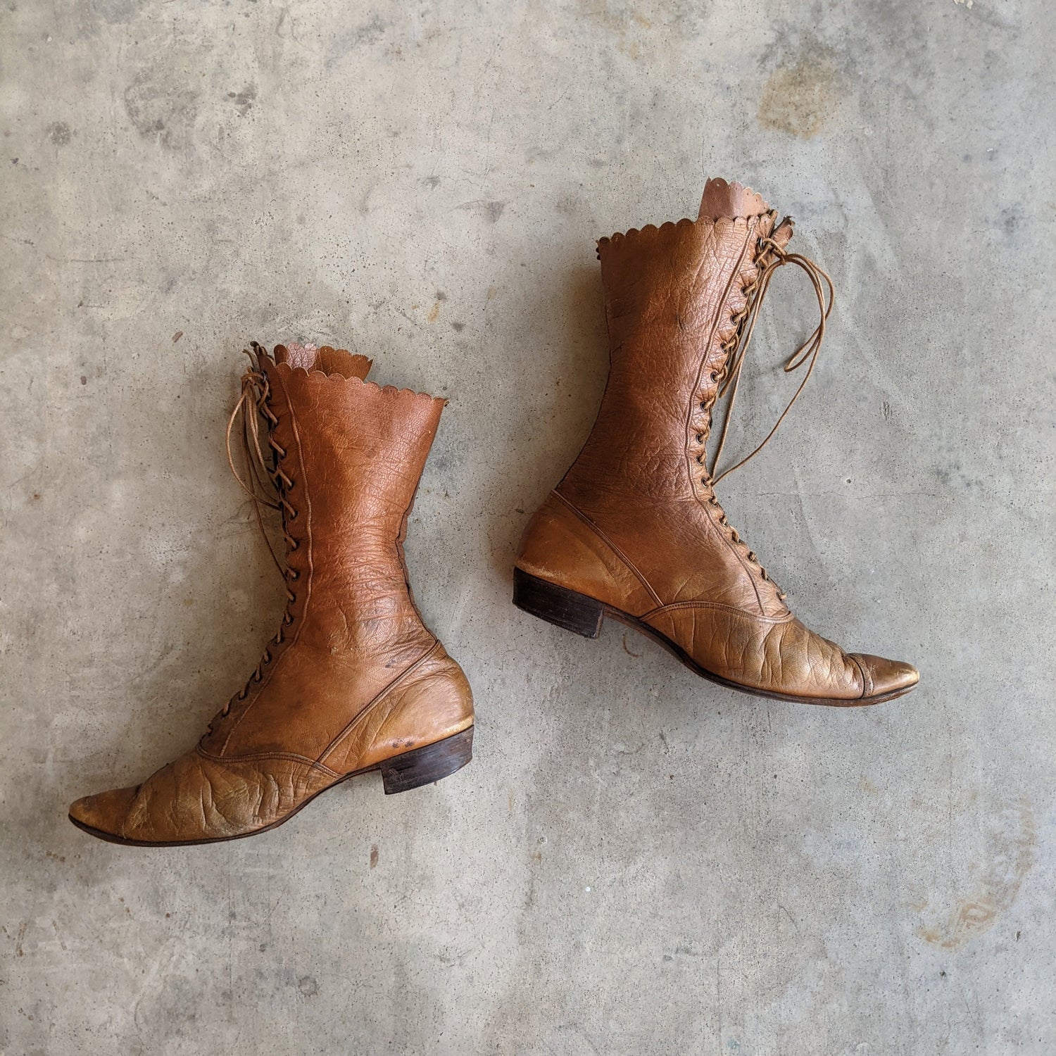 c. 1890s Brown Lace Up Boots | Approx Sz. 7