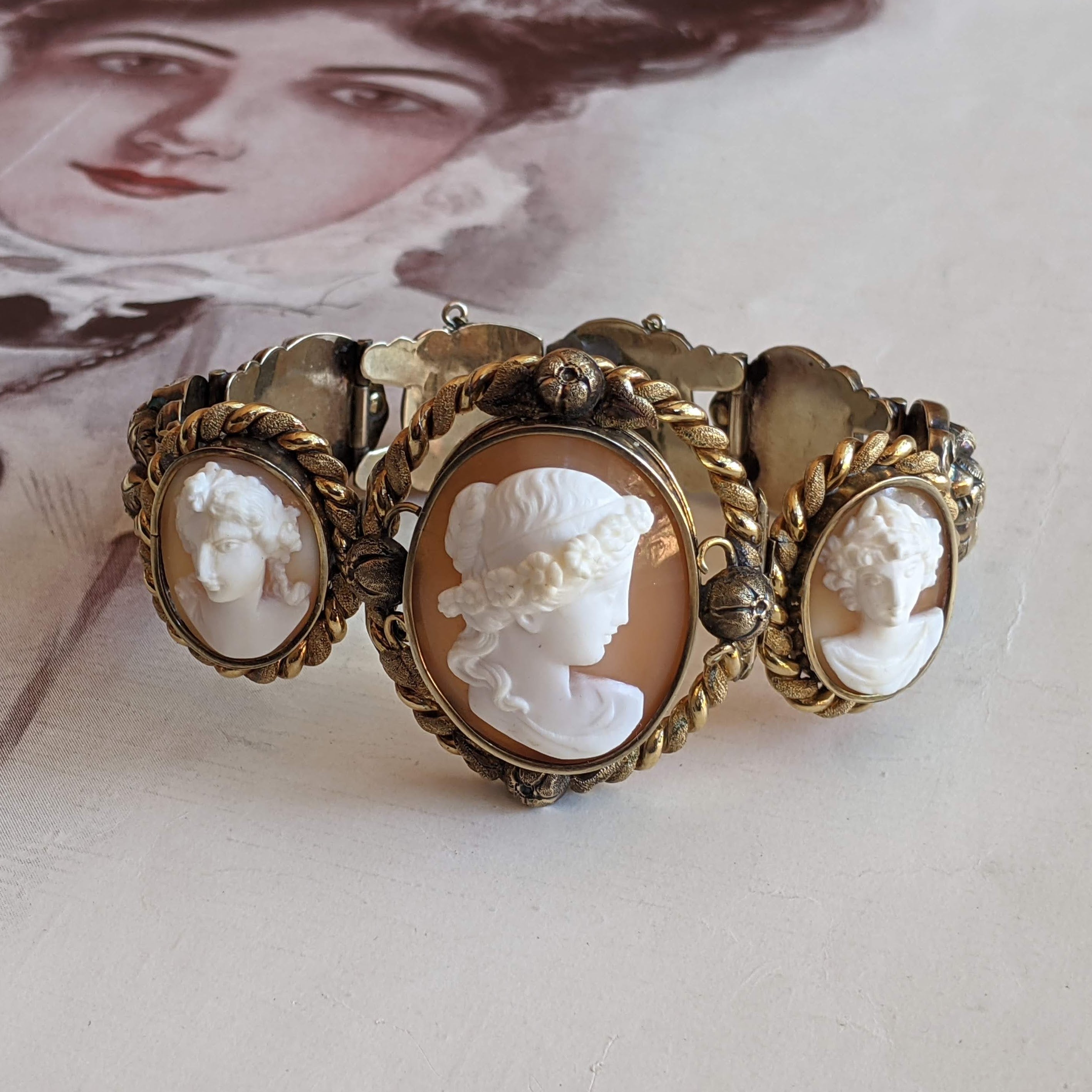 19th c. 14k Gold Cameo Bracelet - The Three Graces