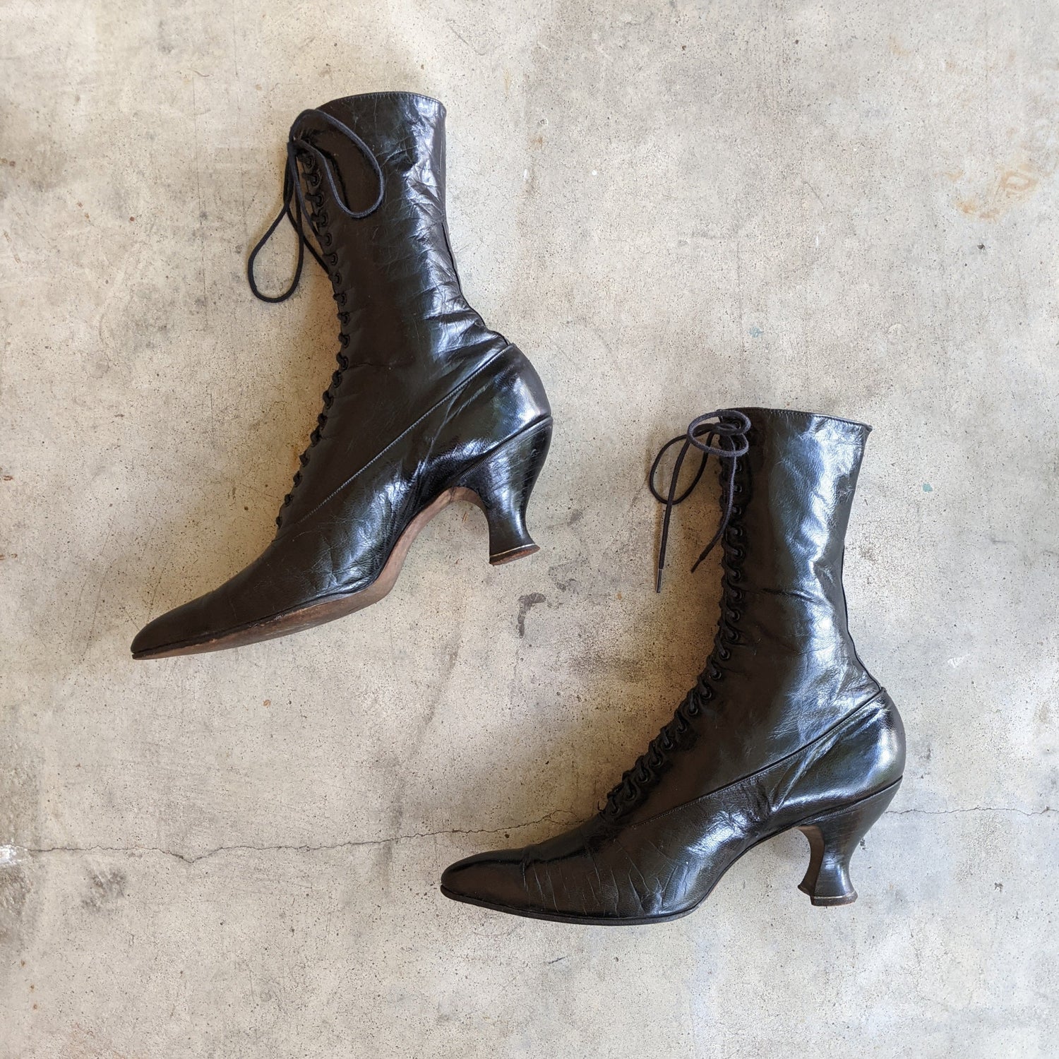 c. 1910s-1920s Black Louis Heel Boots | Approx Sz 5-6