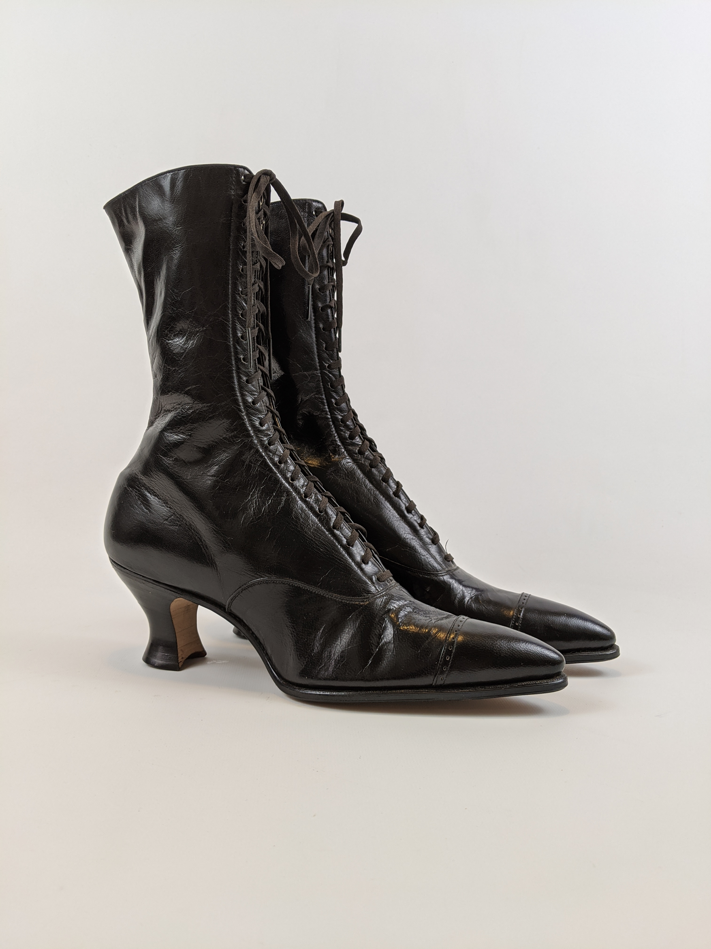 1920s Black Lace Up Louis Heel Boots | Approx Sz 6.5-7