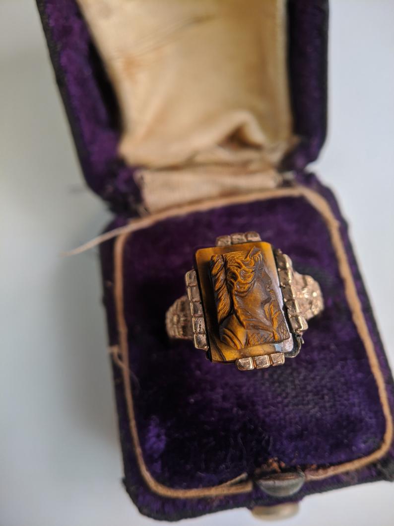 18k Gold Victorian Tiger’s Eye Cameo Ring