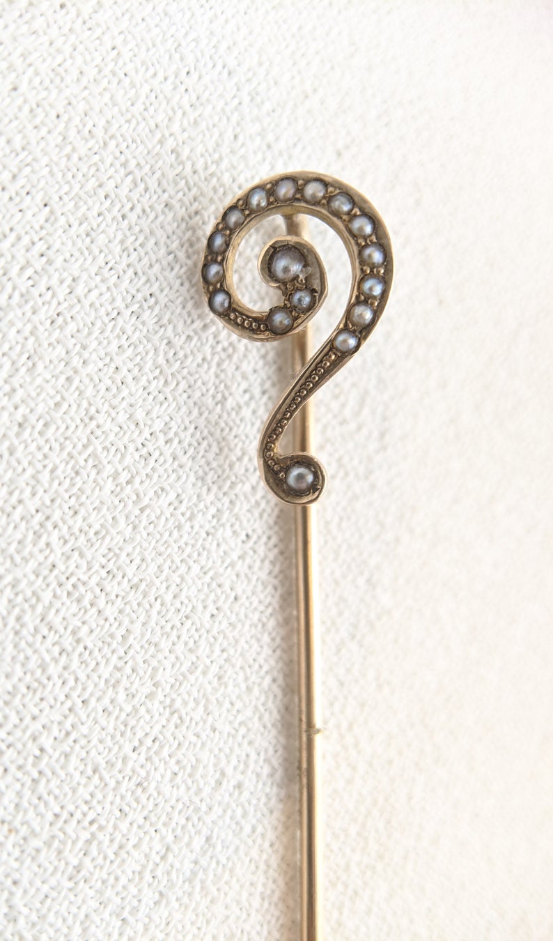 Art Nouveau 10k Gold Question Mark Pin