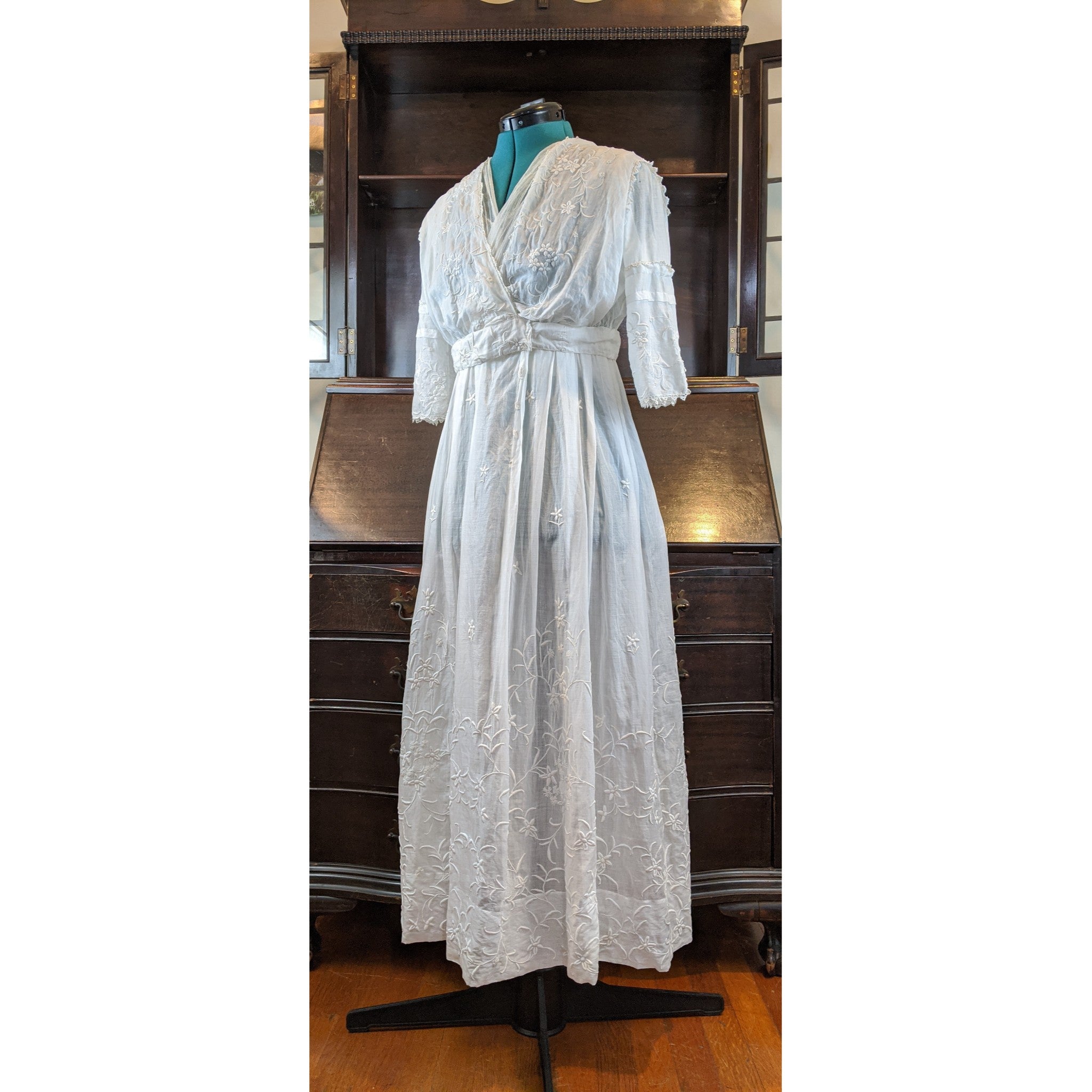 1910s Floral Whitework Dress